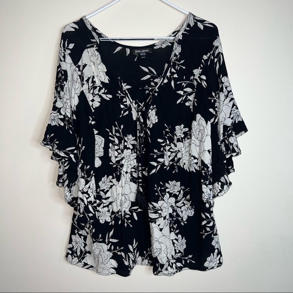 Billabong Oversized Black and White Floral Shirt Size Small - Picture 5 of 8
